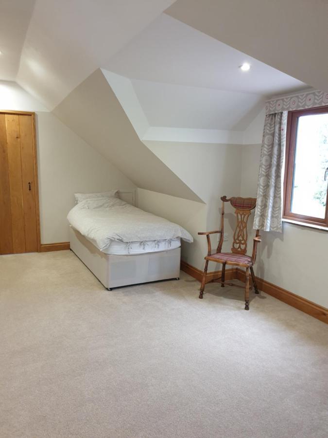 Mulberry Cottage Near Goodwood Чічестер Екстер'єр фото
