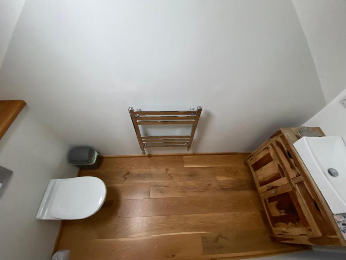 Mulberry Cottage Near Goodwood Чічестер Екстер'єр фото